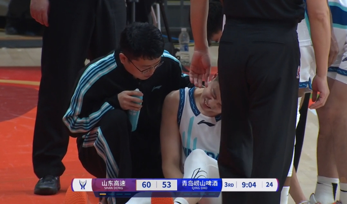 开云体育-山东男篮训练开放日；赛前造点机会引欢呼；NBA总决赛在即；年轻球员得到机会的简单介绍